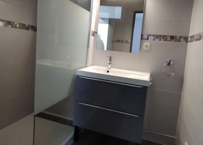 아파트 Chazi Proche De La Cite Espace