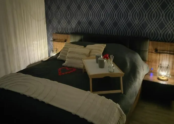 Chazi Proche De La Cite Espace